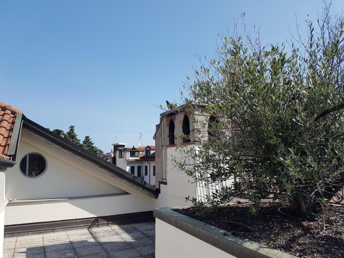 La Beola E Il Noce Hotell Monza Exteriör bild